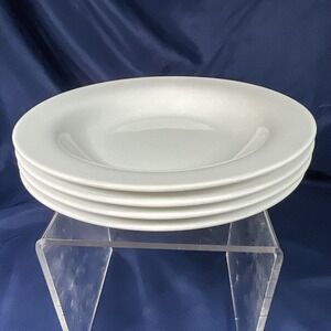 Crate & Barrel Soup Bowl set of 4 white 8.75" diameter 1" deep